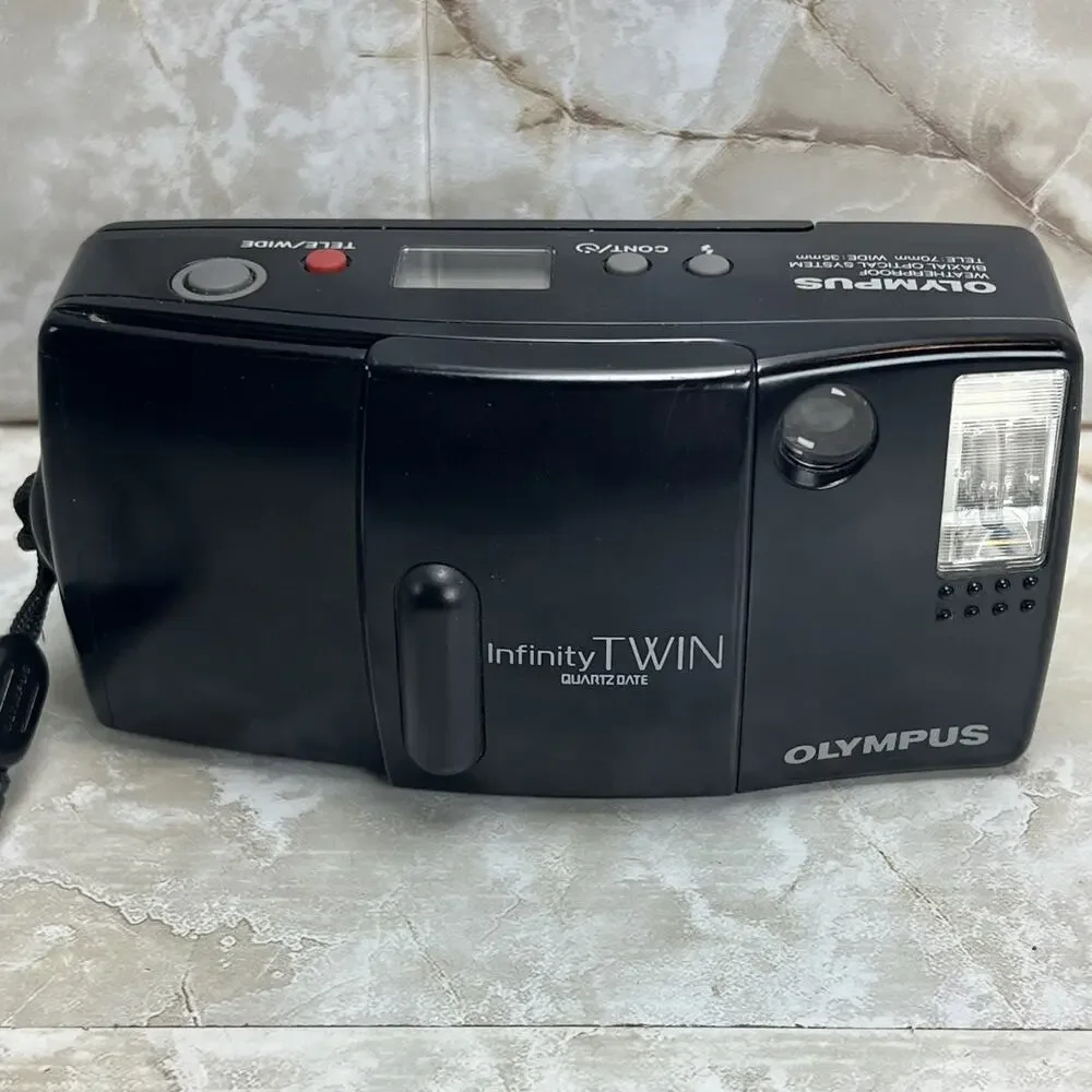 Olympus Infinity Twin Quartz Date AF 35mm 70mm Weatherproof Camera Tested Japan
